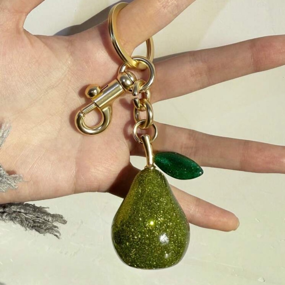 Unbranded Keychain Pear
